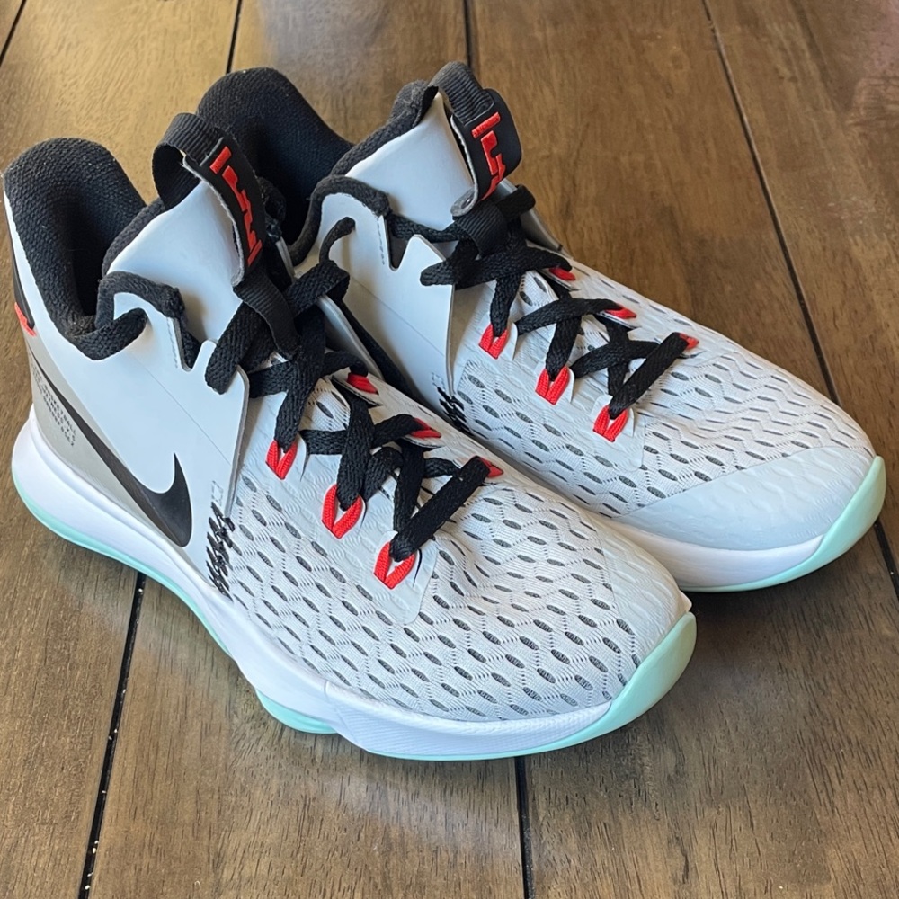 LeBron Nike Black and White Sneakers with Red Accent, NWOT, Never Worn